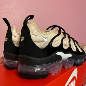 Vapor max plus